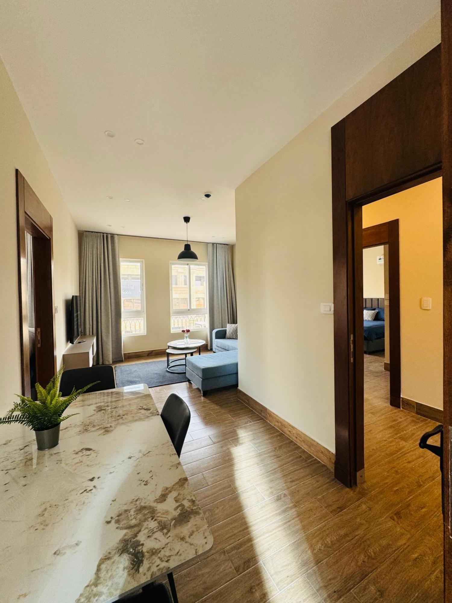 Baden Hotel Suites Амман Экстерьер фото